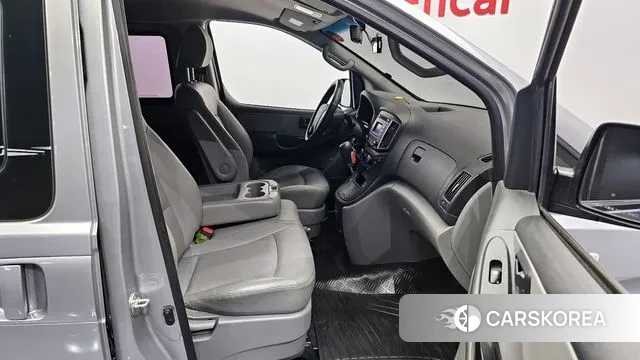 Hyundai The New Grand Starex 2020 Серебряный из Кореи, фото 2