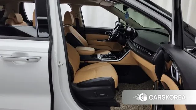 Kia Carnival 4th generation 2020 Белый из Кореи, фото 2