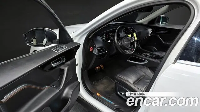 Jaguar F-PACE id 2479517 из Кореи 2