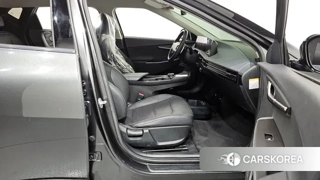 Kia EV6 2022 Серый из Кореи, фото 2