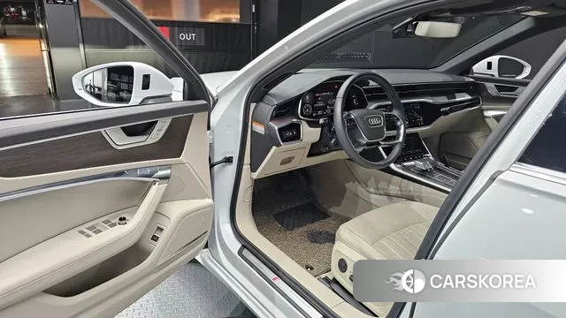 Audi A6 (C8) 2023 Белый из Кореи, фото 2