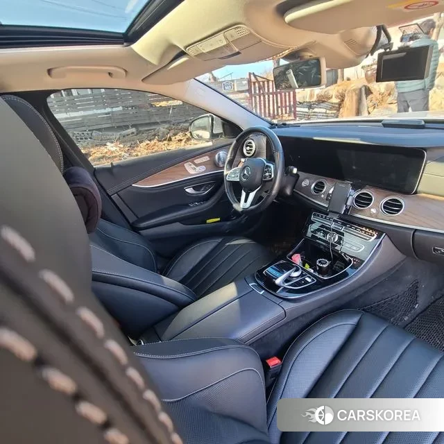 Mercedes-Benz E-Class W213 2020 Серебряный из Кореи, фото 2