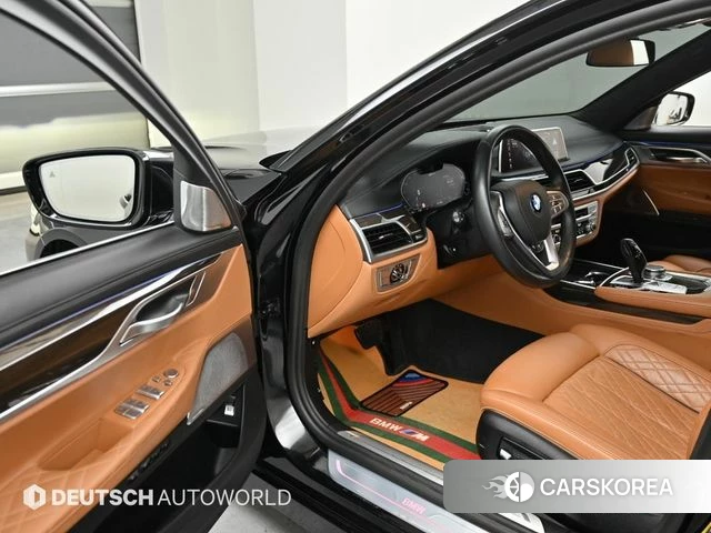 BMW 7 Series (G11) 2022 Черный из Кореи, фото 2