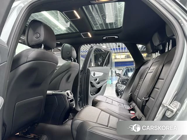 Mercedes-Benz GLC 2021 Темно-серый из Китая, фото 2