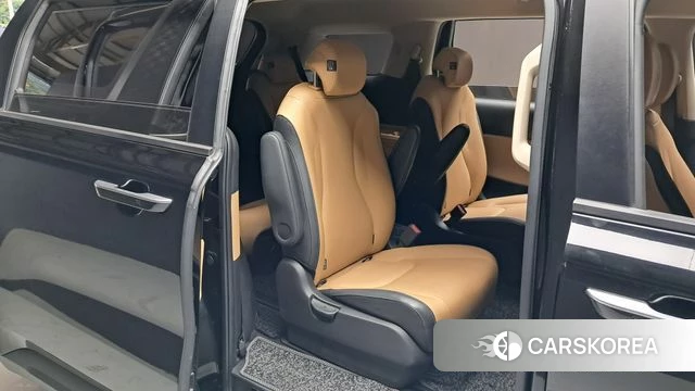 Kia Carnival 4th generation 2022 Черный из Кореи, фото 2
