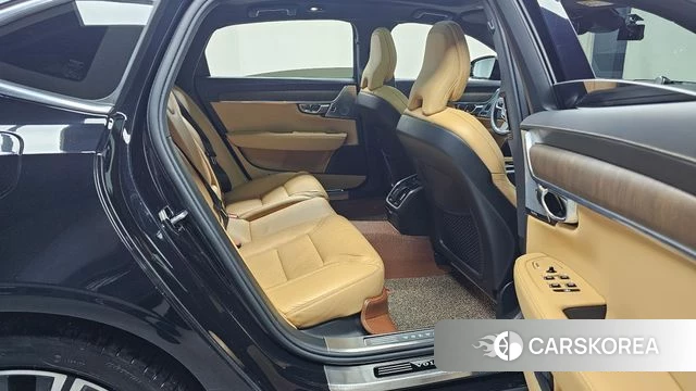 Volvo S90 2021 Черный из Кореи, фото 2