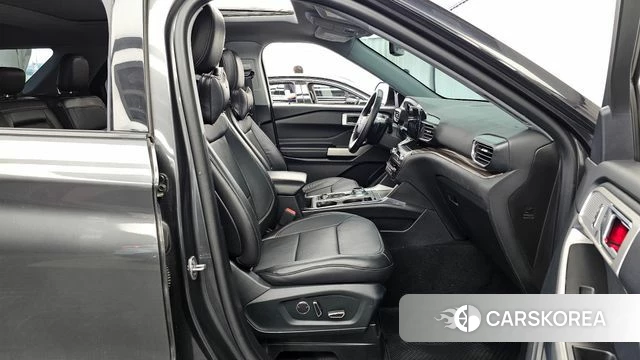 Ford Explorer 6th Generation 2020 Серый из Кореи, фото 2