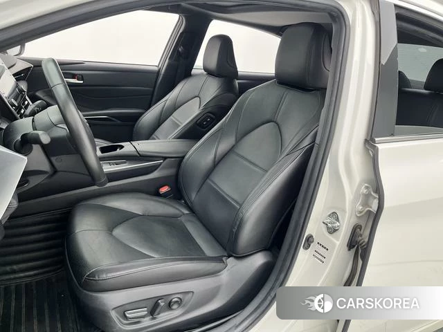 Toyota Asian dragon 2021 Белый из Китая, фото 2
