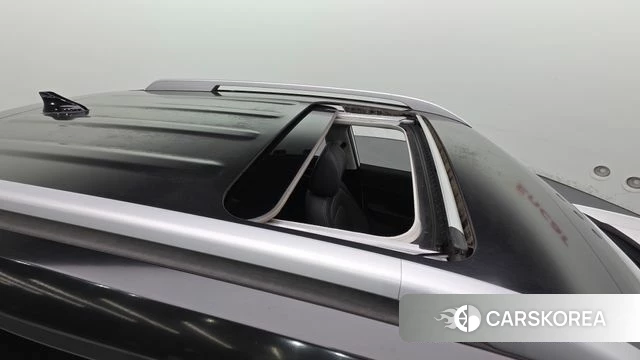 Hyundai Venue 2019 Белый из Кореи, фото 2