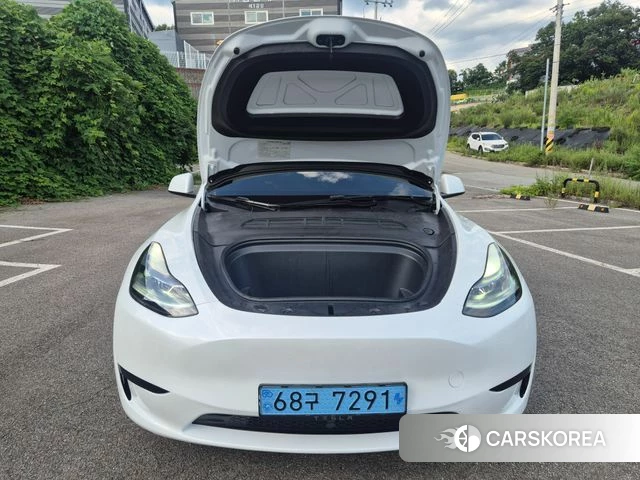 Tesla Model Y 2024 Белый из Кореи, фото 2