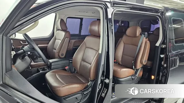 Hyundai The New Grand Starex 2020 Черный из Кореи, фото 2