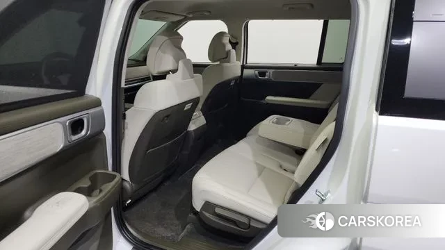 Hyundai Santa Fe (MX5) 2023 Белый из Кореи, фото 2