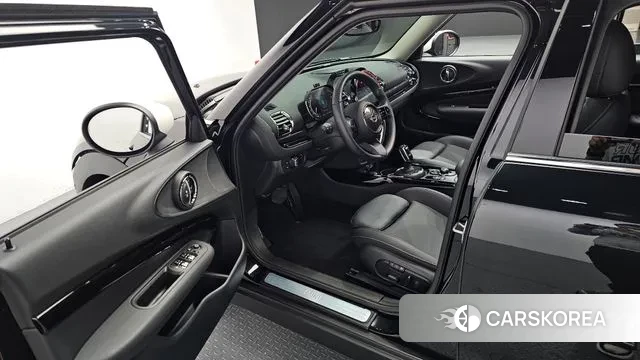 Mini Cooper Clubman 2022 Черный из Кореи, фото 2