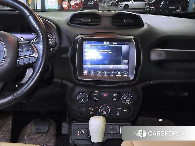 Jeep Renegade 2018 Белый из Кореи, фото 2