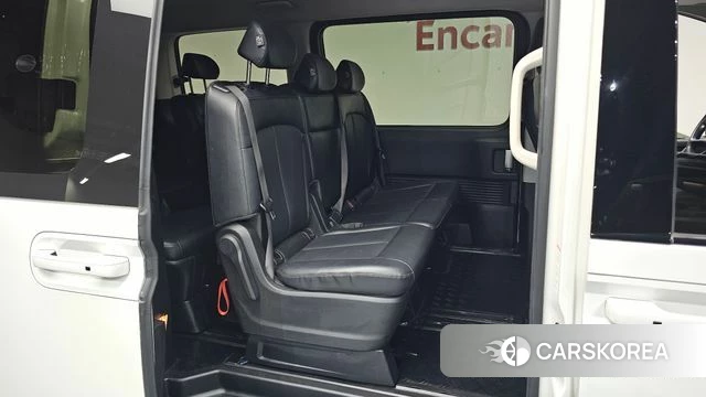 Hyundai Staria 2021 Белый из Кореи, фото 2