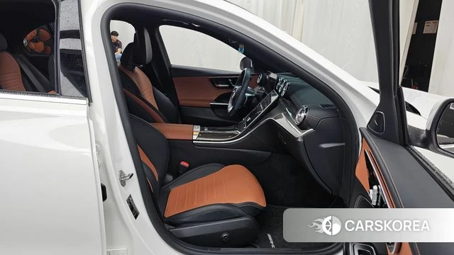Mercedes-Benz C-Class W206 2023 Белый из Кореи, фото 2