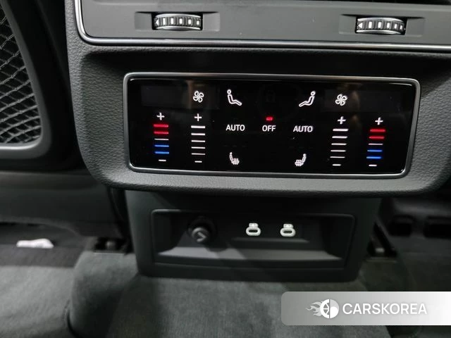 Audi Q7 (4M) 2026 Черный из Кореи, фото 2