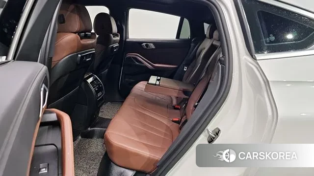 BMW X6 (G06) 2022 Белый из Кореи, фото 2