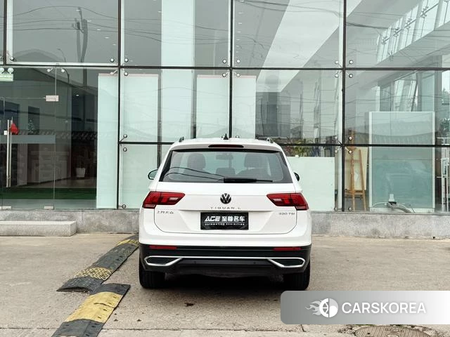 Volkswagen Tiguan L 2022 Белый из Китая, фото 2
