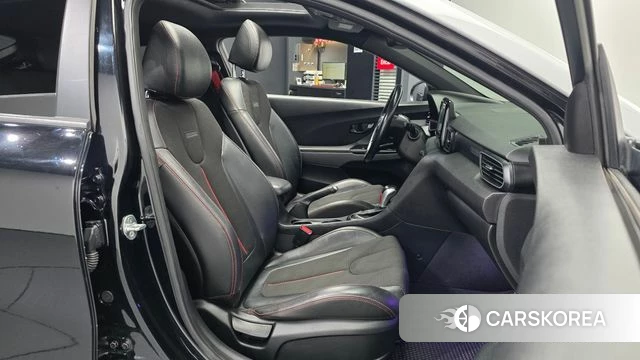 Hyundai Veloster (JS) 2018 Черный из Кореи, фото 2