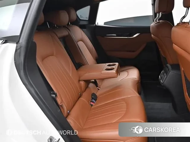 Maserati Levante 2021 Белый из Кореи, фото 2