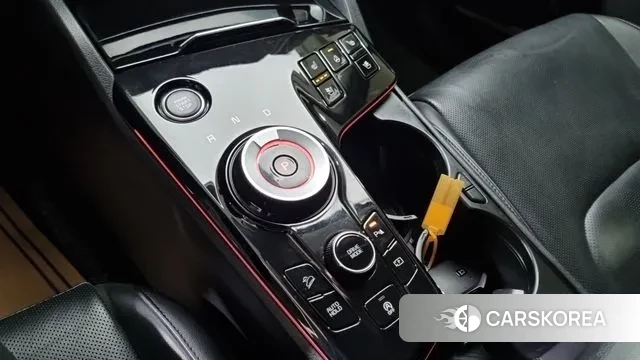 Kia Sportage 5th Generation 2024 Белый из Кореи, фото 2