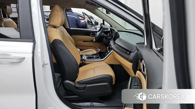 Kia Carnival 4th generation 2023 Белый из Кореи, фото 2