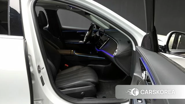 Mercedes-Benz E-Class W214 2024 Белый из Кореи, фото 2