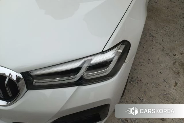 BMW 5 series PHEV id 4207861 из Китая 2