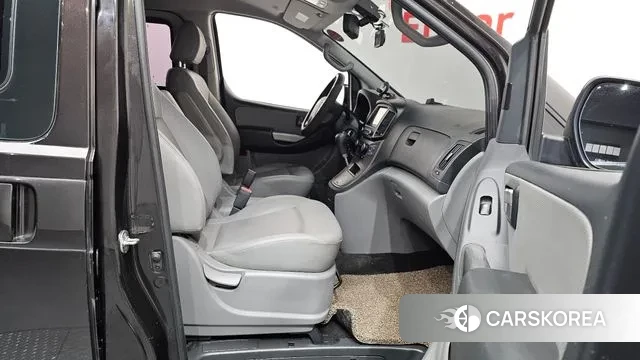 Hyundai The New Grand Starex 2018 Коричневый из Кореи, фото 2