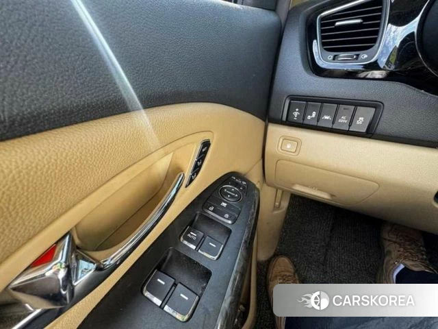 Kia The New Carnival 2019 Черный из Кореи, фото 2