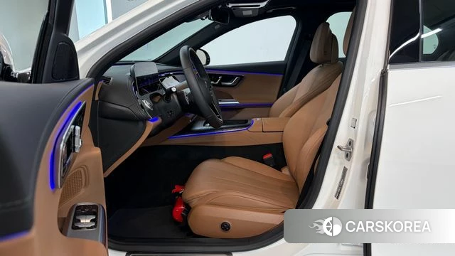 Mercedes-Benz E-Class W214 2025 Белый из Кореи, фото 2