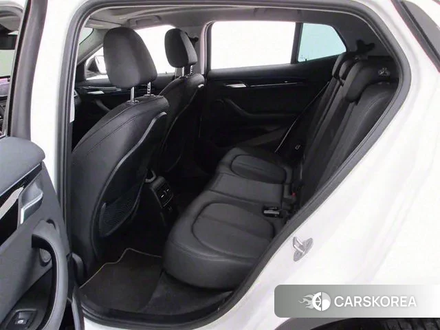 BMW X2 (F39) 2022 Белый из Кореи, фото 2