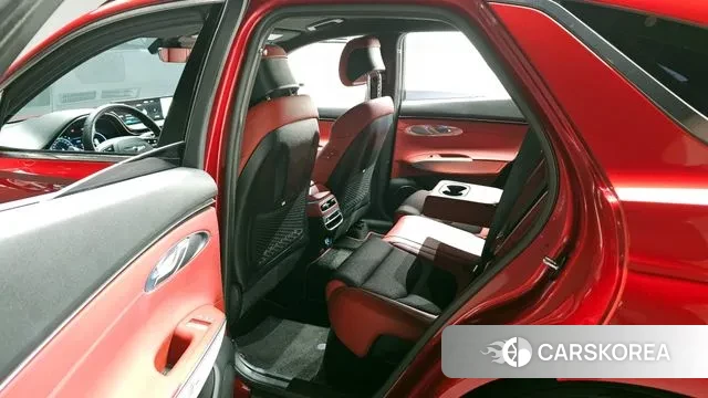 Genesis GV70 2021 Красный из Кореи, фото 2