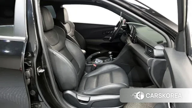 Hyundai Veloster (JS) 2019 Черный из Кореи, фото 2