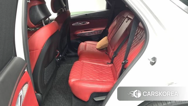 Genesis GV70 2021 Белый из Кореи, фото 2