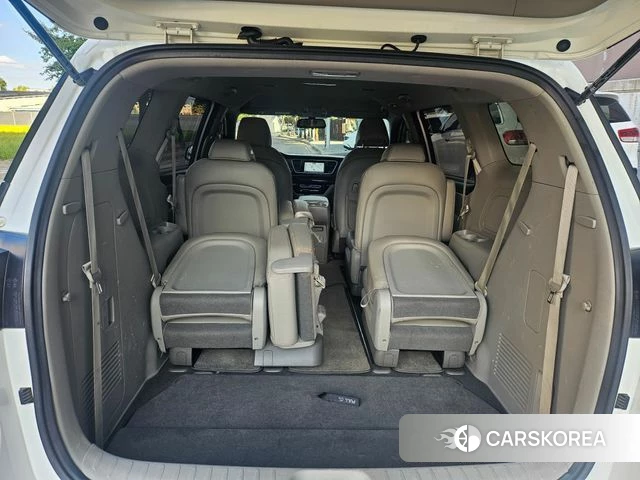 Kia The New Carnival 2018 Белый из Кореи, фото 2
