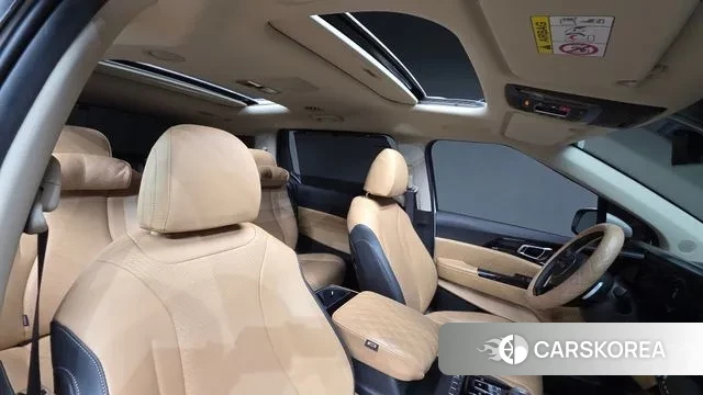 Kia Carnival 4th generation 2022 Белый из Кореи, фото 2