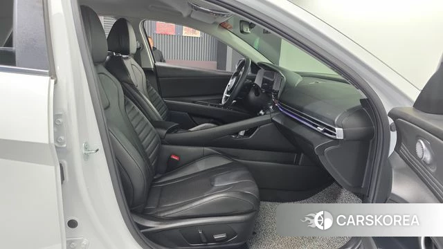 Hyundai The New Avante (CN7) 2025 Белый из Кореи, фото 2