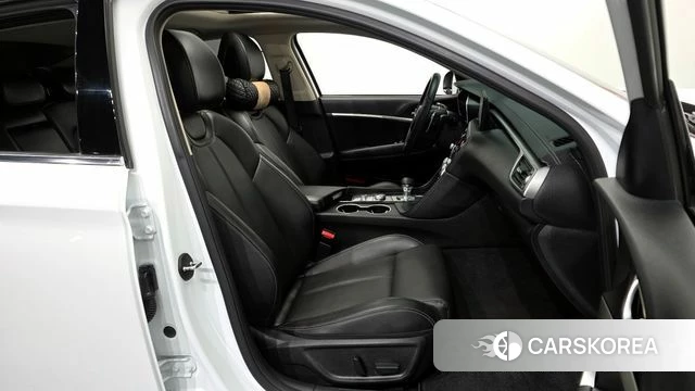 Genesis The New G70 2021 Белый из Кореи, фото 2