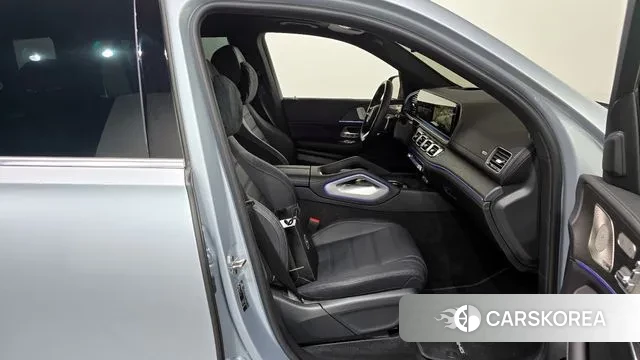 Mercedes-Benz GLS - Class X167 2025 Светло-серебряный цвет из Кореи, фото 2