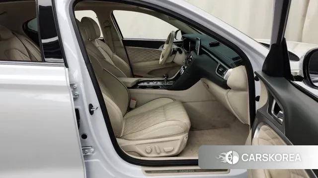 Genesis G70 2018 Белый из Кореи, фото 2