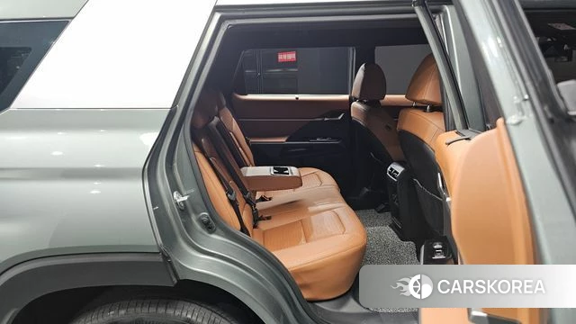 Ssangyong Torres 2023 Цвет галактики из Кореи, фото 2