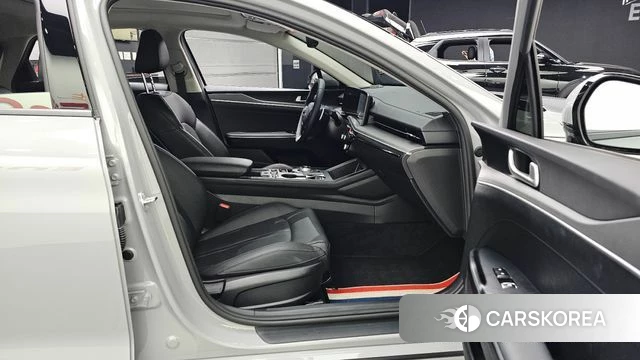 Kia The New K5 3rd generation 2024 Серебристо-серый из Кореи, фото 2