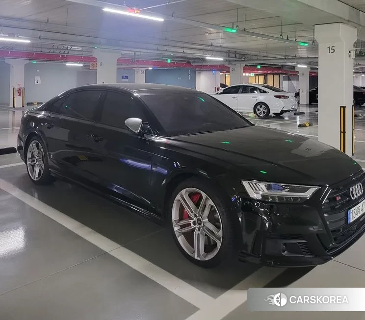 Audi S8 (D5) 2021 Черный из Кореи, фото 2