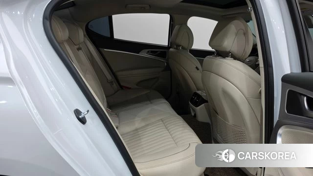 Genesis The New G70 2021 Белый из Кореи, фото 2