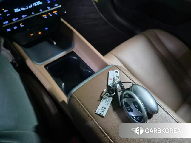 Hyundai Grandeur Hybrid (GN7) 2023 Серый из Кореи, фото 2