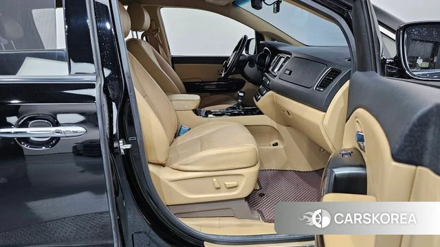 Kia The New Carnival 2020 Черный из Кореи, фото 2