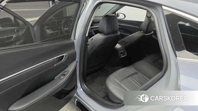 Hyundai Sonata D Edge Hybrid (DN8) 2024 Небесно-голубой из Кореи, фото 2