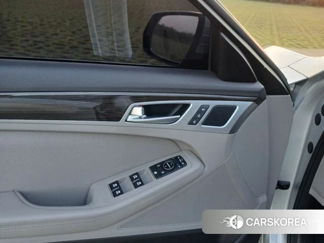 Genesis G80 2018 Серебряный из Кореи, фото 2